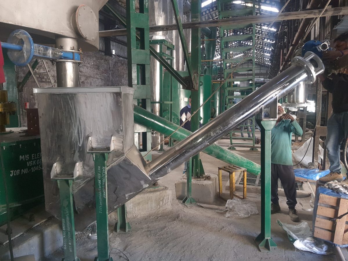 Stainless steel gasifier equipment under installation